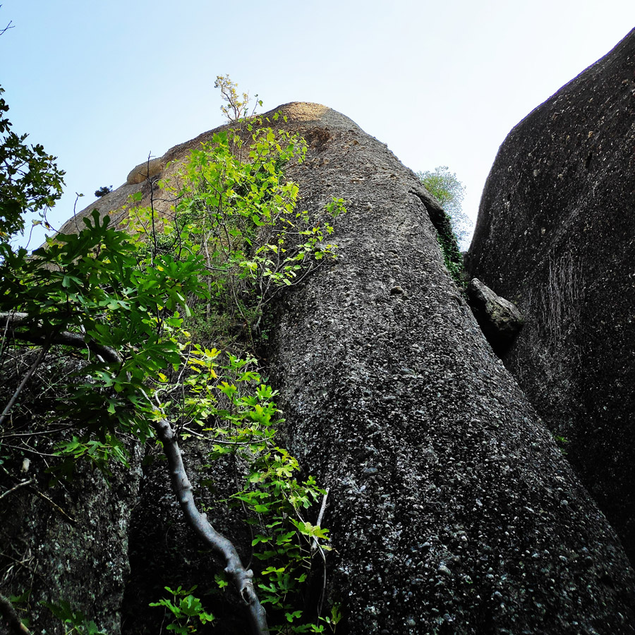 Climbing_Meteora_Doupiani_Rock_091700_006