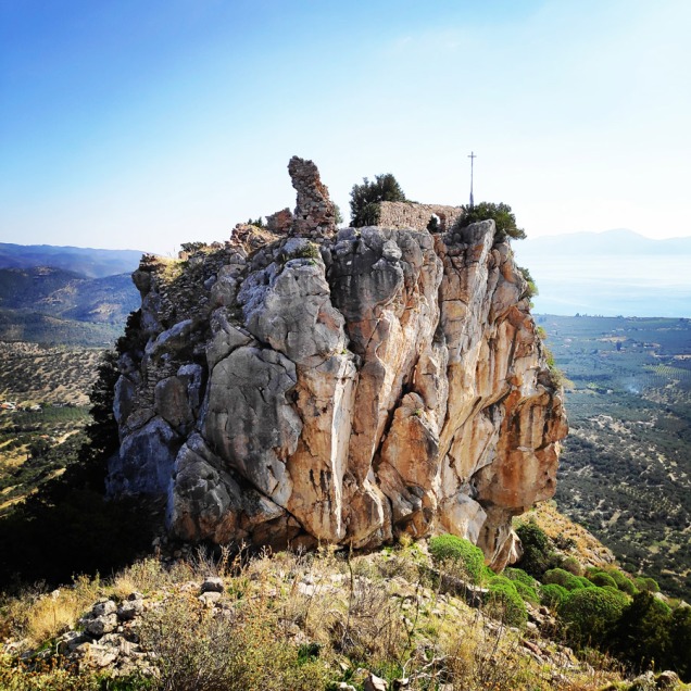 Climbing_Castle_Thermisia_Kastro_Ermionida_Greece_06