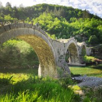 Hiking in Zagori - Villages and Stone Bridges - Greece (family friendly)